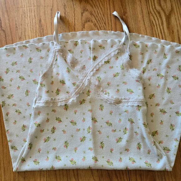 La Vi En Rose pjs - Picture 3 of 6